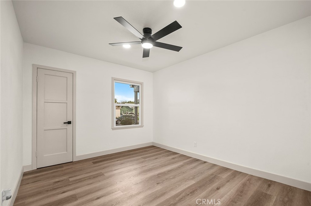 924 West Almond Street Compton, CA 90220 - Photo 16 of 44