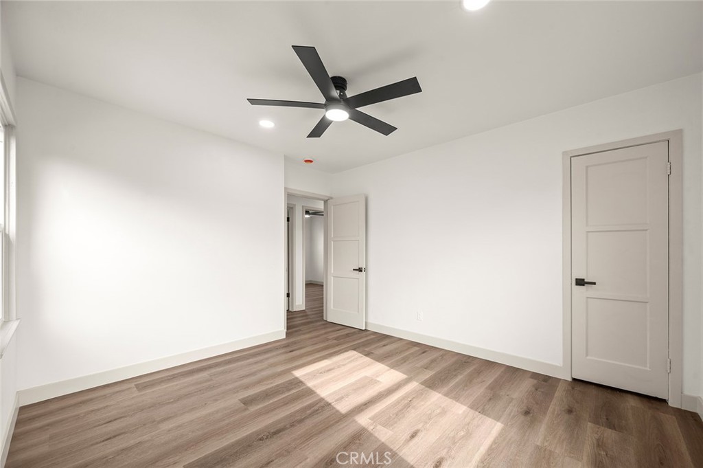 924 West Almond Street Compton, CA 90220 - Photo 19 of 44