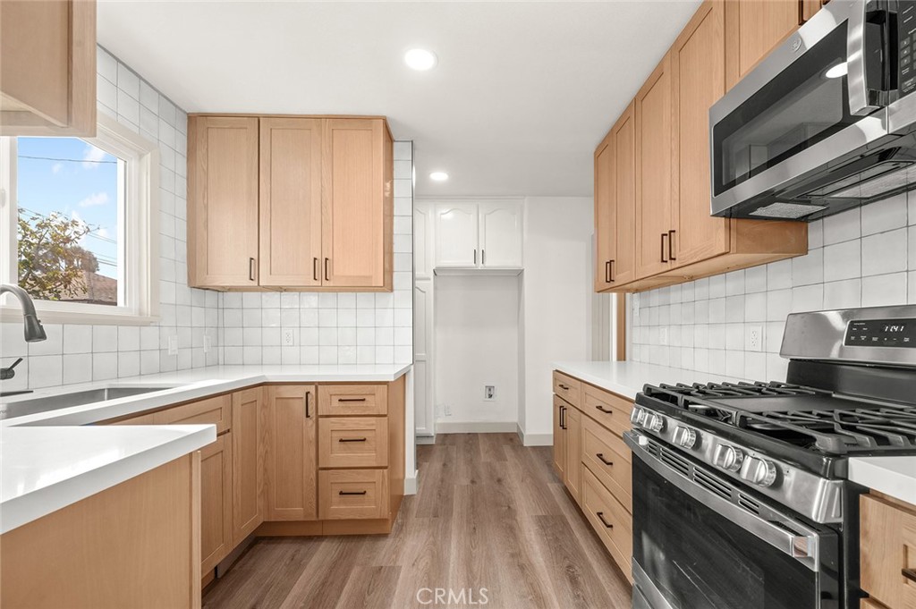 924 West Almond Street Compton, CA 90220 - Photo 10 of 44