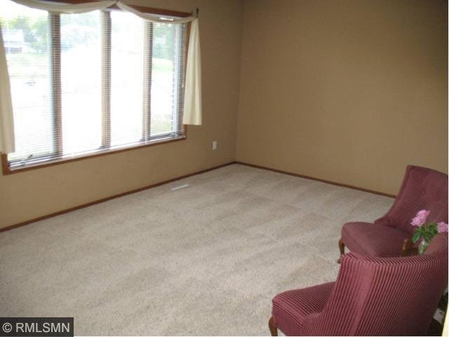 7734 Steepleview Road Woodbury, MN 55125 - Photo 5 of 11 Gallery Image 5