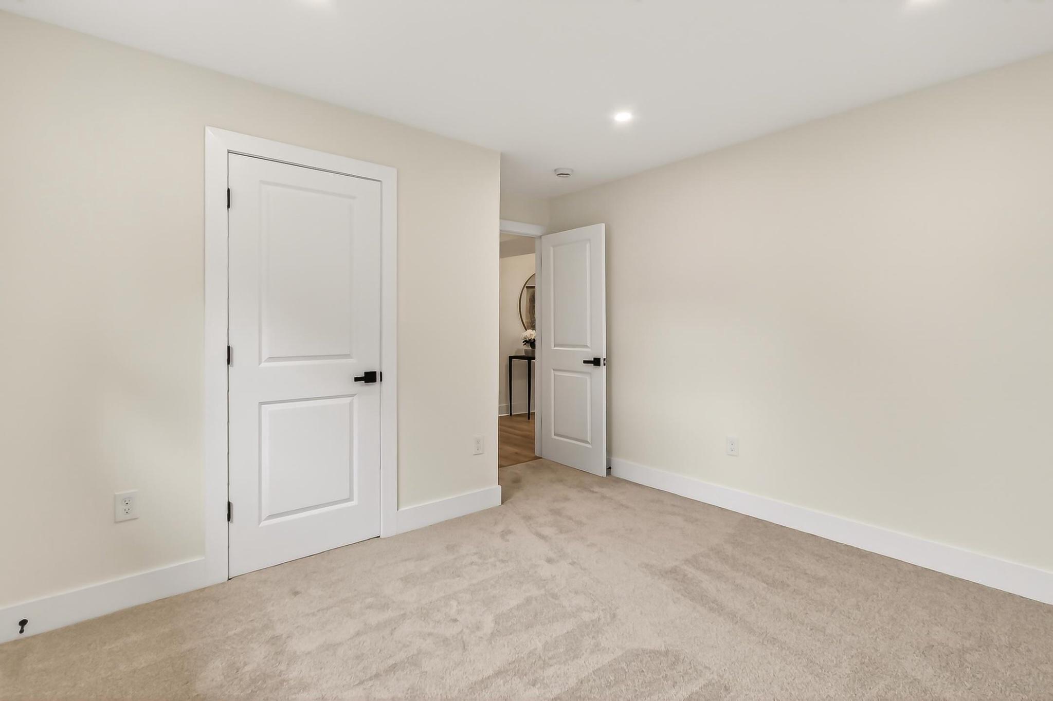 7124 Whetstone Road Alexandria, VA 22306 - Photo 29 of 37 Bedroom 4