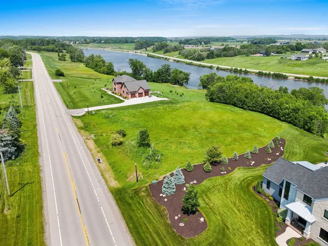 $400,000 | 4079 Lost Dauphin Road, Wrightstown, WI 54180