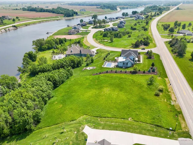 $400,000 | 4079 Lost Dauphin Road, Wrightstown, WI 54180