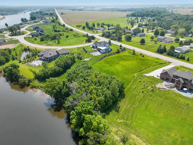 $400,000 | 4079 Lost Dauphin Road, Wrightstown, WI 54180