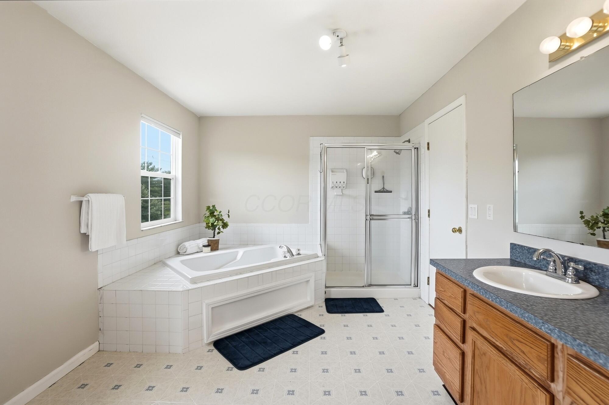 5974 Rings Road Dublin, OH 43016 - Photo 35 of 80