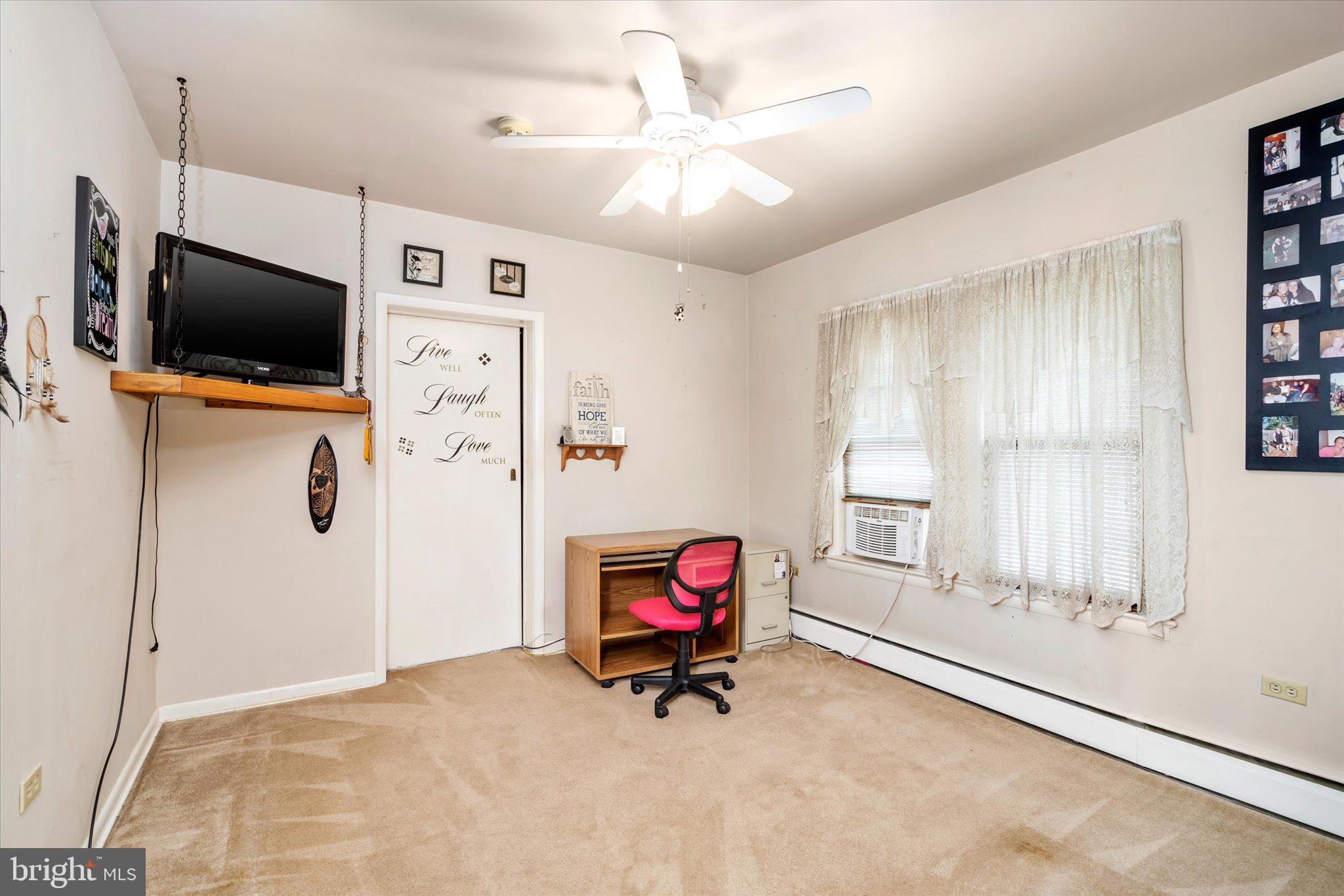 186 Beal Street Hamilton, NJ 08610 - Photo 11 of 23 Bedroom number 1
