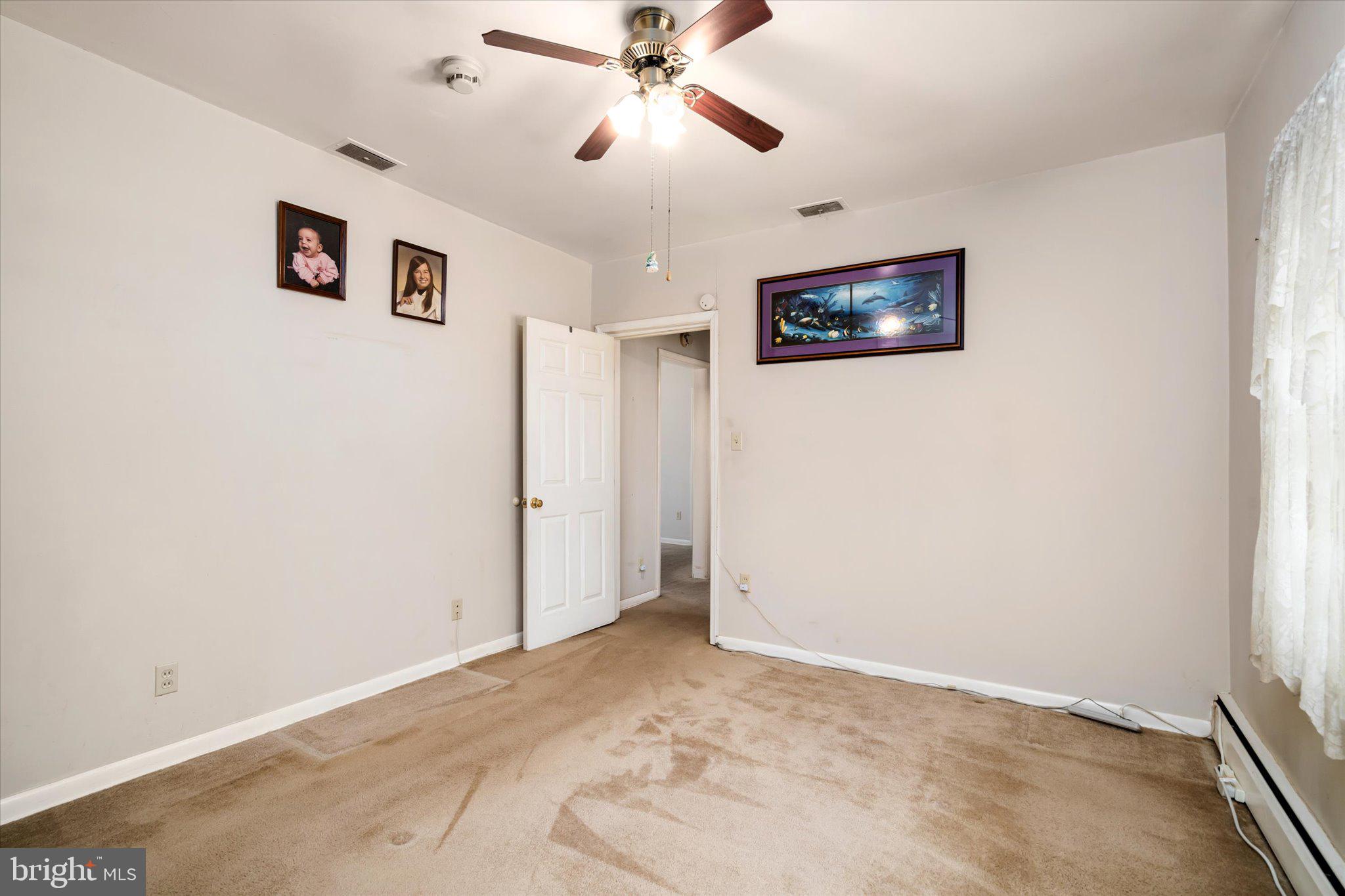 186 Beal Street Hamilton, NJ 08610 - Photo 14 of 23 2nd bedroom