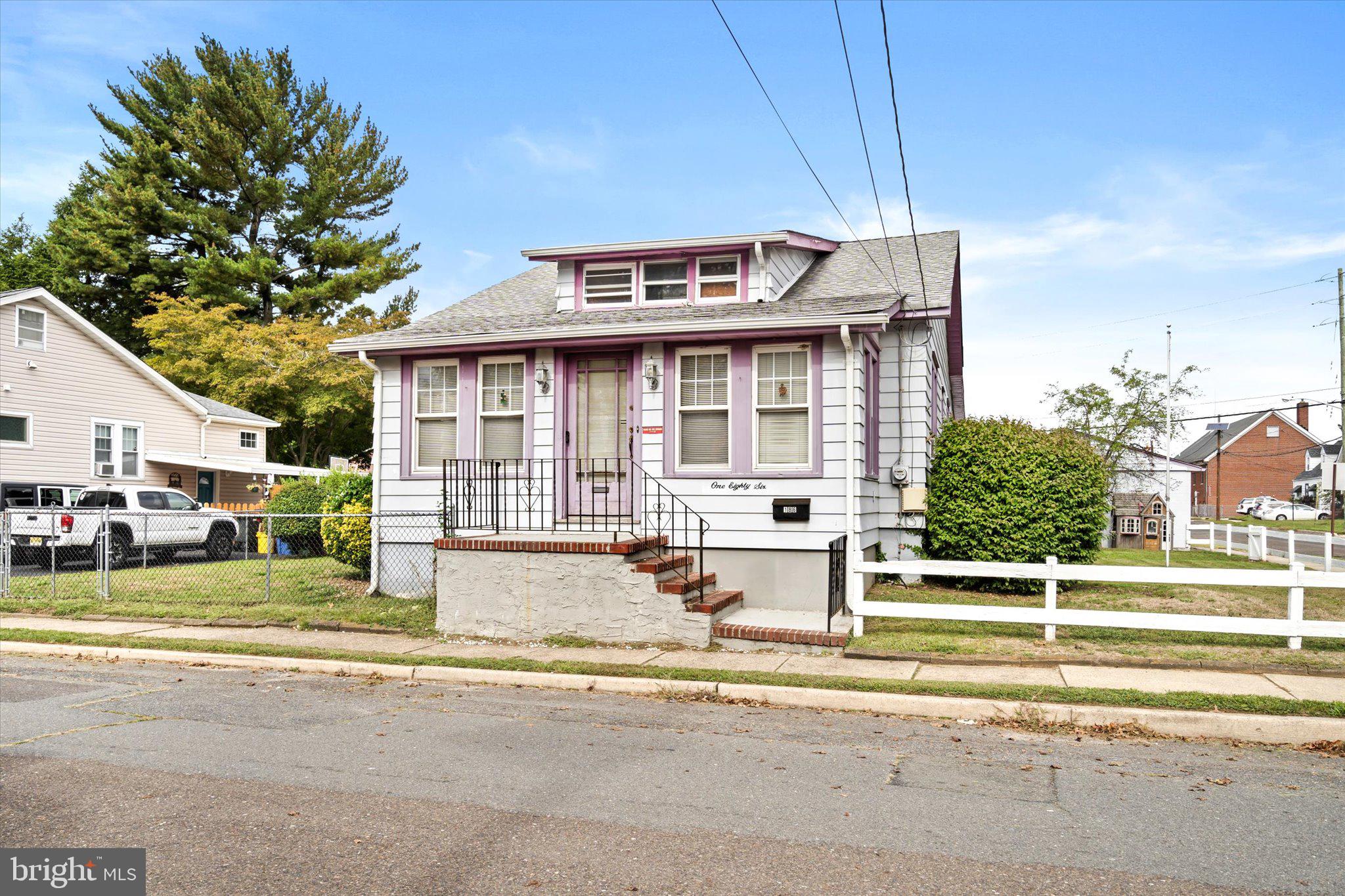 186 Beal Street Hamilton, NJ 08610 - Photo 2 of 23 Gallery Image 2