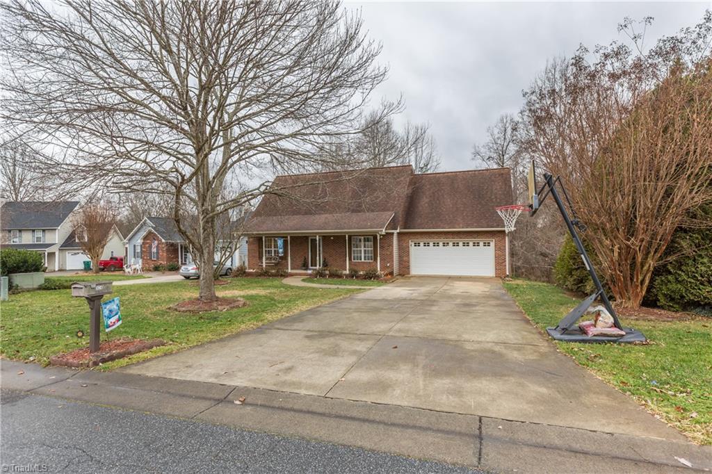 1824 Harper Spring Drive Clemmons, NC 27012 - Photo 2 of 42