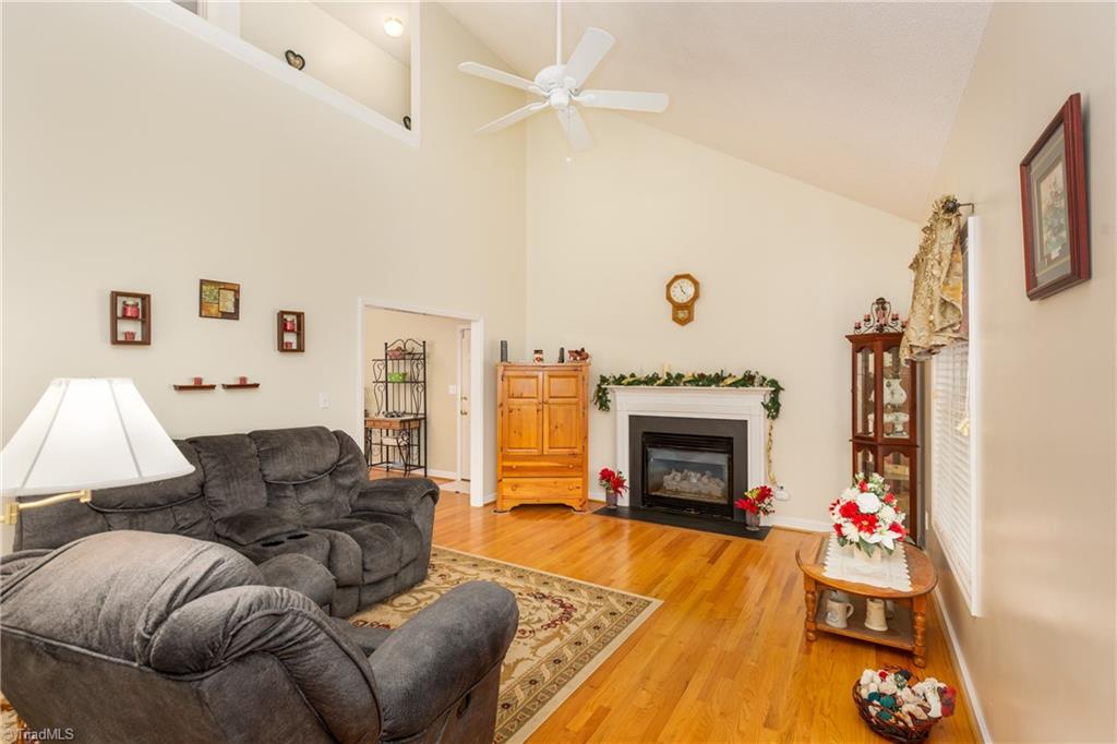 1824 Harper Spring Drive Clemmons, NC 27012 - Photo 3 of 42