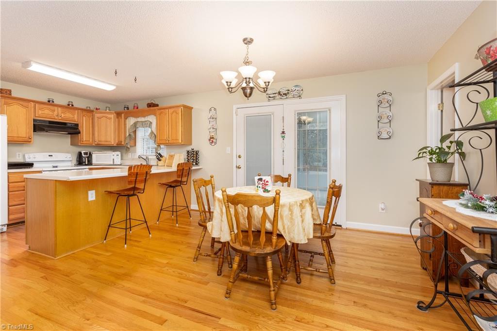 1824 Harper Spring Drive Clemmons, NC 27012 - Photo 7 of 42