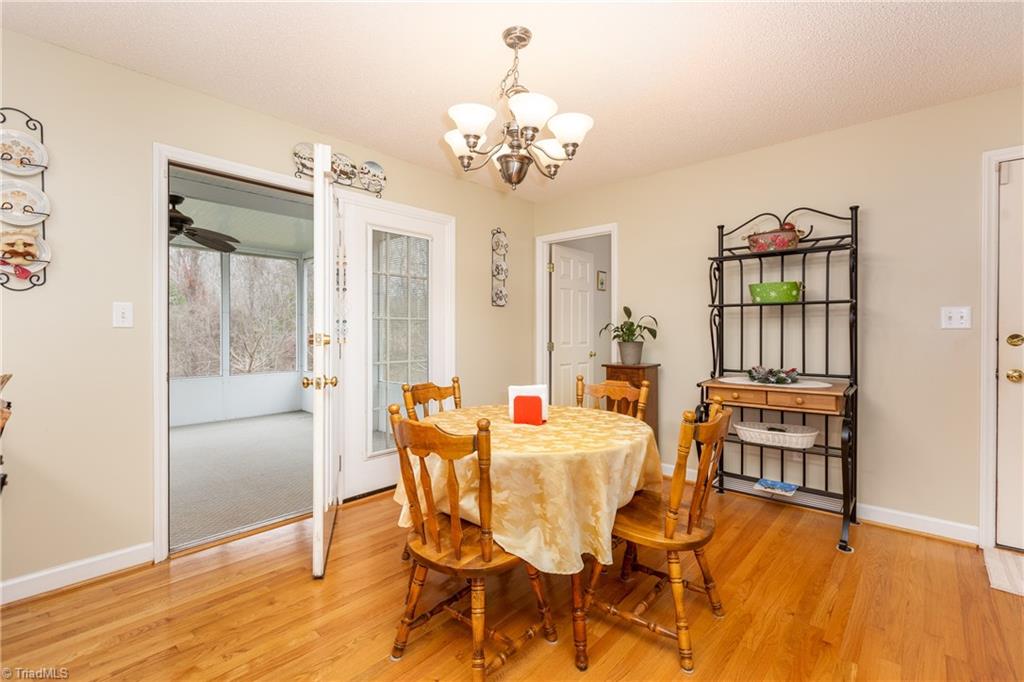 1824 Harper Spring Drive Clemmons, NC 27012 - Photo 9 of 42