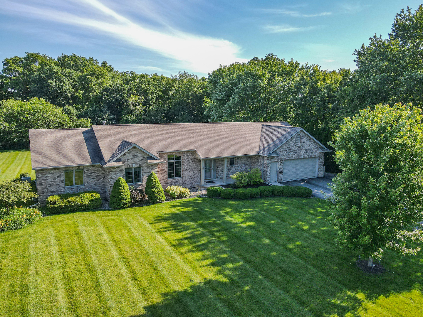 415 East Southmor Road Morris, IL 60450 - Photo 2 of 60