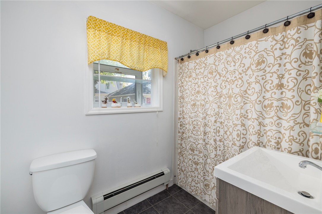 207 Rochambeau Avenue Providence, RI 02906 - Photo 30 of 39 first floor full bath..