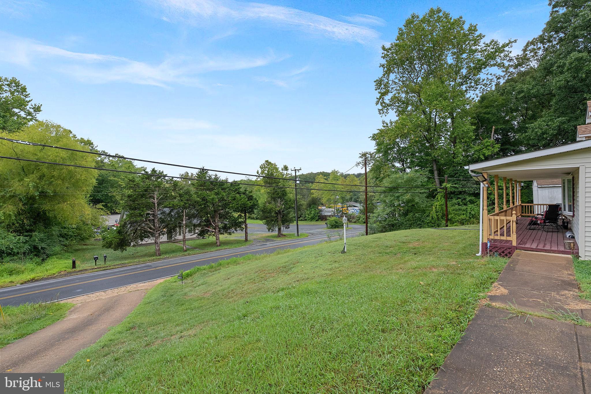 804 Telegraph Road Stafford, VA 22554 - Photo 7 of 39 a view of a house with a backyard