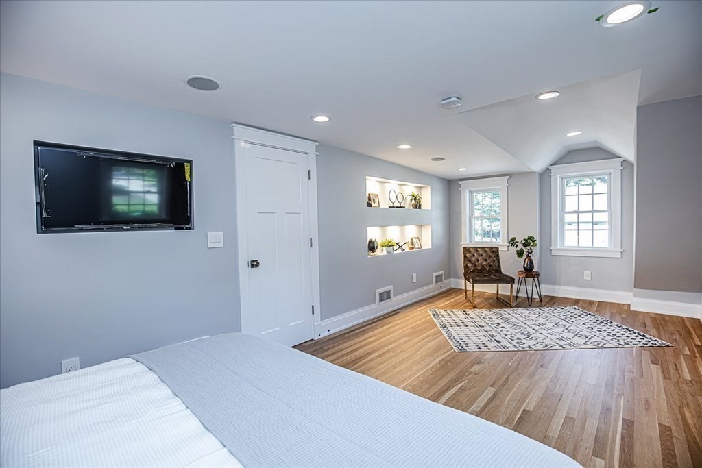 56 Macon Road Burlington, MA 01803 - Photo 20 of 40 Gallery Image 20