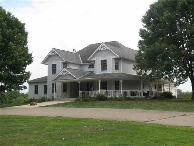 5601 Westfall Road Southwest Lancaster, OH 43130 - Photo 2 of 32
