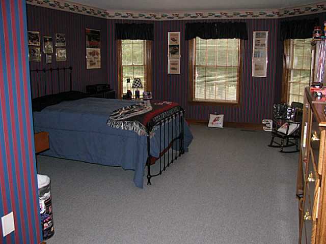 5601 Westfall Road Southwest Lancaster, OH 43130 - Photo 27 of 32