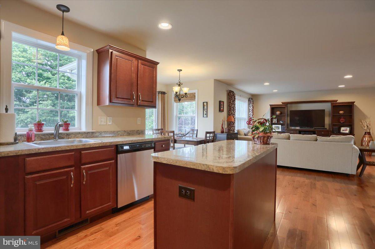 397 Riviera Street Mount Wolf, PA 17347 - Photo 16 of 41 Gallery Image 16