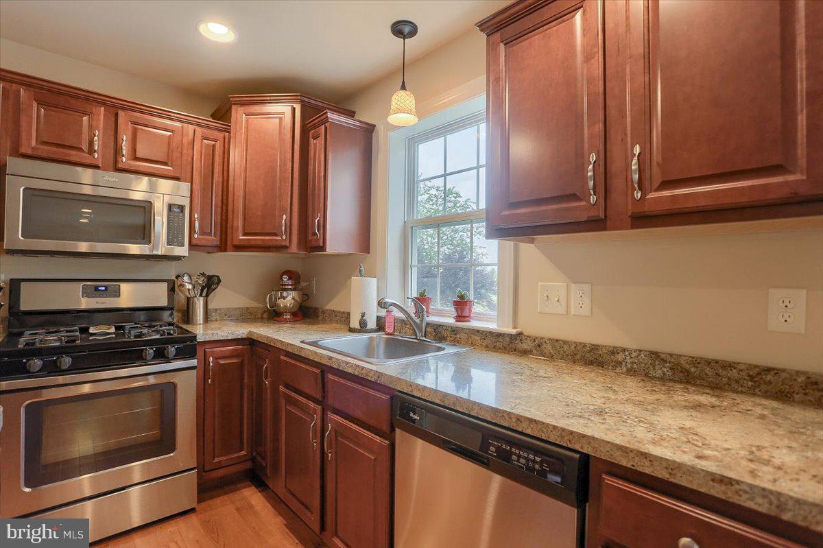 397 Riviera Street Mount Wolf, PA 17347 - Photo 18 of 41 Gallery Image 18