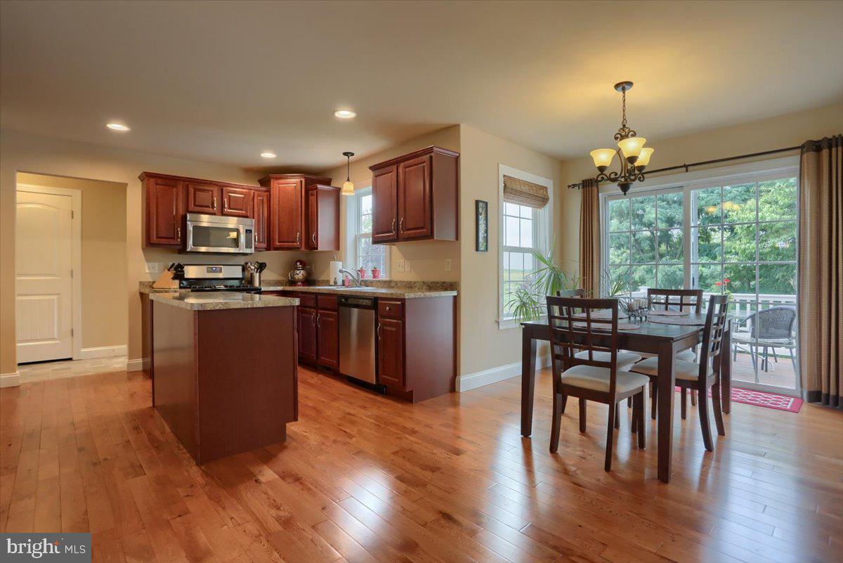 397 Riviera Street Mount Wolf, PA 17347 - Photo 23 of 41 Gallery Image 23