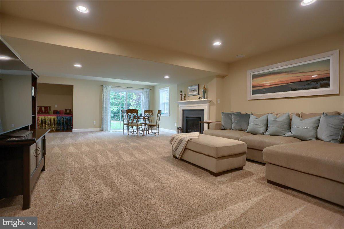 397 Riviera Street Mount Wolf, PA 17347 - Photo 35 of 41 Gallery Image 35