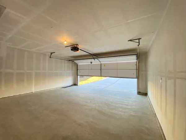 $2,150 | 131 Fort Clark Springs Drive, Hutto, TX 78634