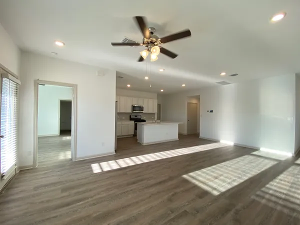 $2,150 | 131 Fort Clark Springs Drive, Hutto, TX 78634