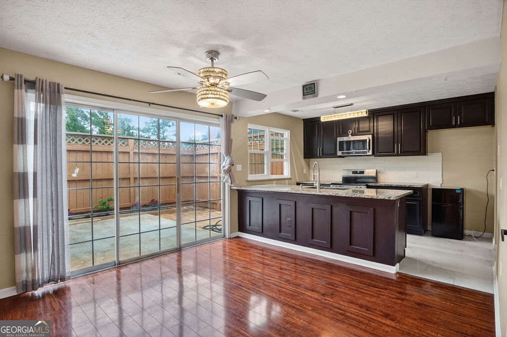 5536 Clover Rise Lane Norcross, GA 30093 - Photo 7 of 31