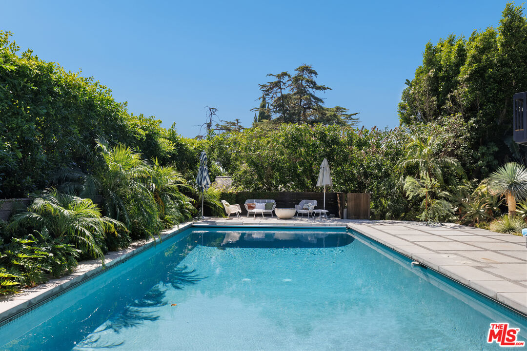 4520 Dundee Drive Los Angeles, CA 90027 - Photo 39 of 63