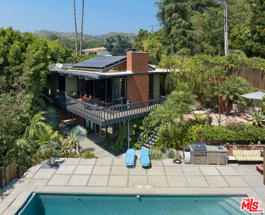 4520 Dundee Drive Los Angeles, CA 90027 - Photo 41 of 63 a view of a house with yard and sitting area