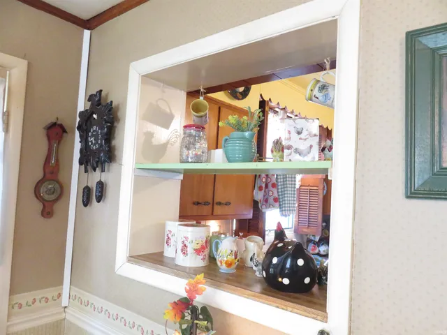 $299,000 | 910 East 2nd Street, Madison, IN 47250