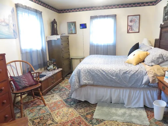 $299,000 | 910 East 2nd Street, Madison, IN 47250