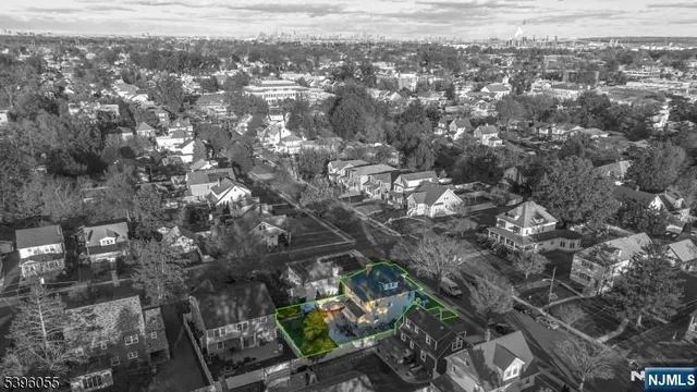 a picture of floor plan