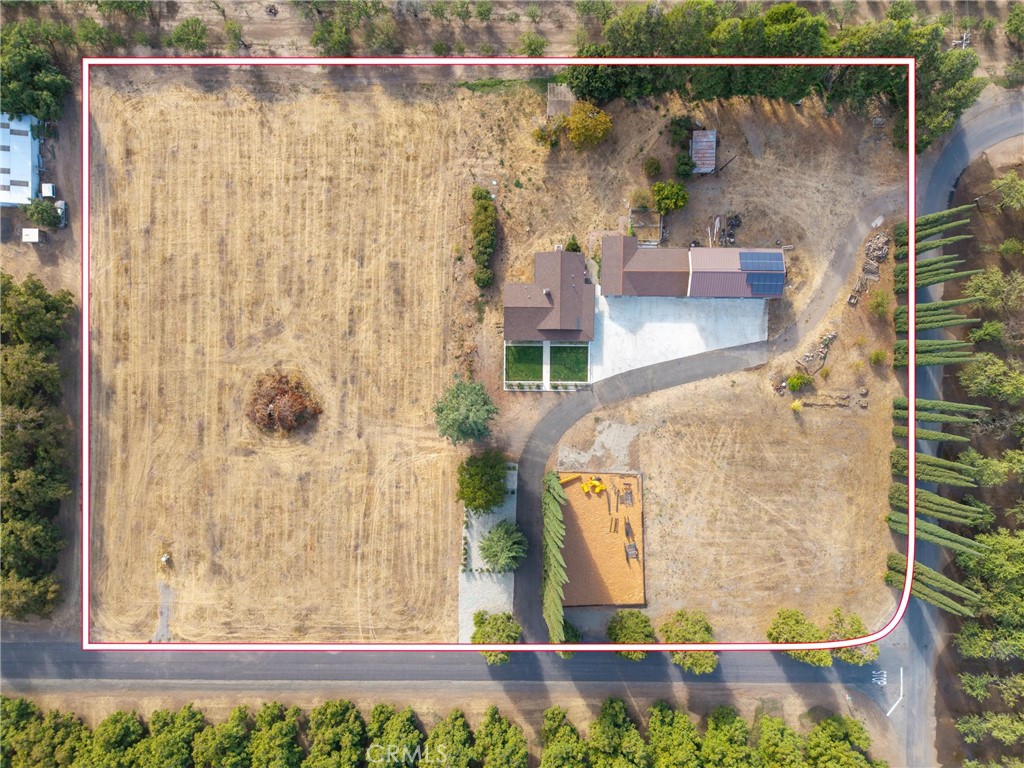 8683 Sullivan Way Durham, CA 95938 - Photo 29 of 32 a view of a bathroom