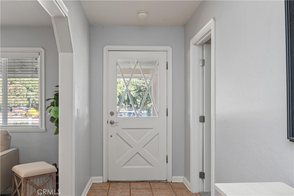 8683 Sullivan Way Durham, CA 95938 - Photo 6 of 32 a bathroom with a toilet