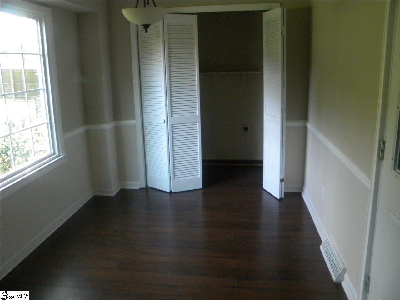 309 Devenger Road Greer, SC 29650 - Photo 6 of 16 Gallery Image 6