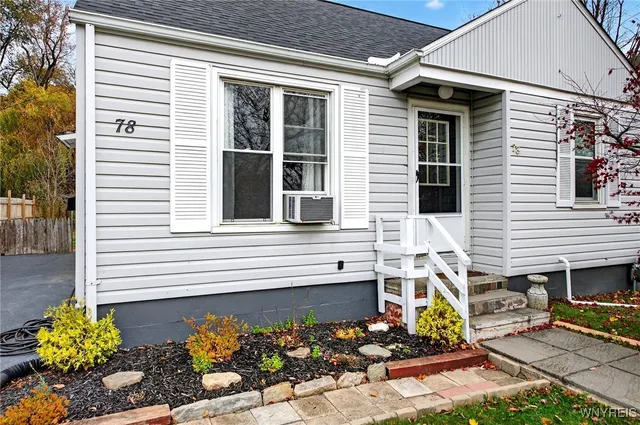$229,000 | 78 Grand Boulevard, Cheektowaga, NY 14225