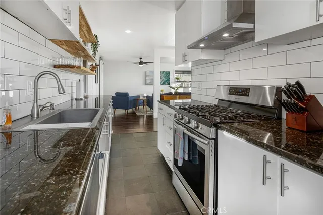 $1,299,000 | 1570 Linwood Street, San Diego, CA 92103