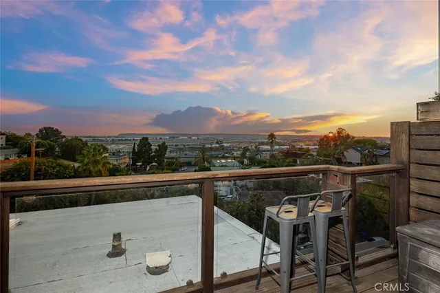 $1,299,000 | 1570 Linwood Street, San Diego, CA 92103