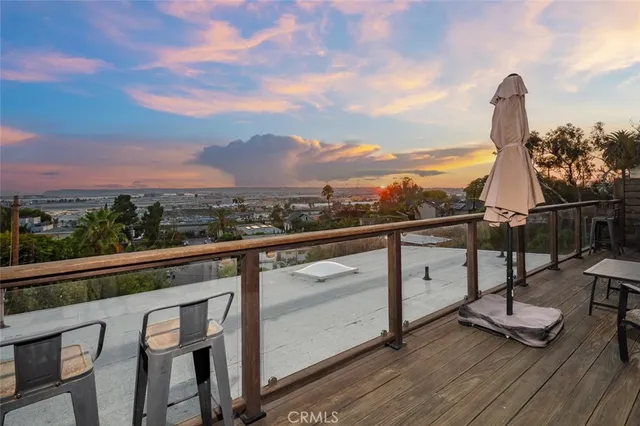 $1,299,000 | 1570 Linwood Street, San Diego, CA 92103