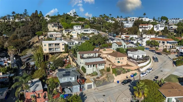 $1,299,000 | 1570 Linwood Street, San Diego, CA 92103