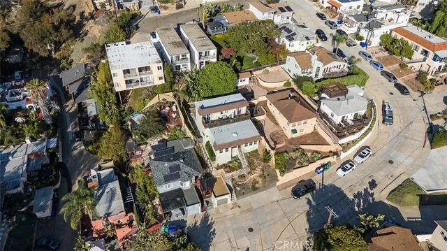 $1,299,000 | 1570 Linwood Street, San Diego, CA 92103