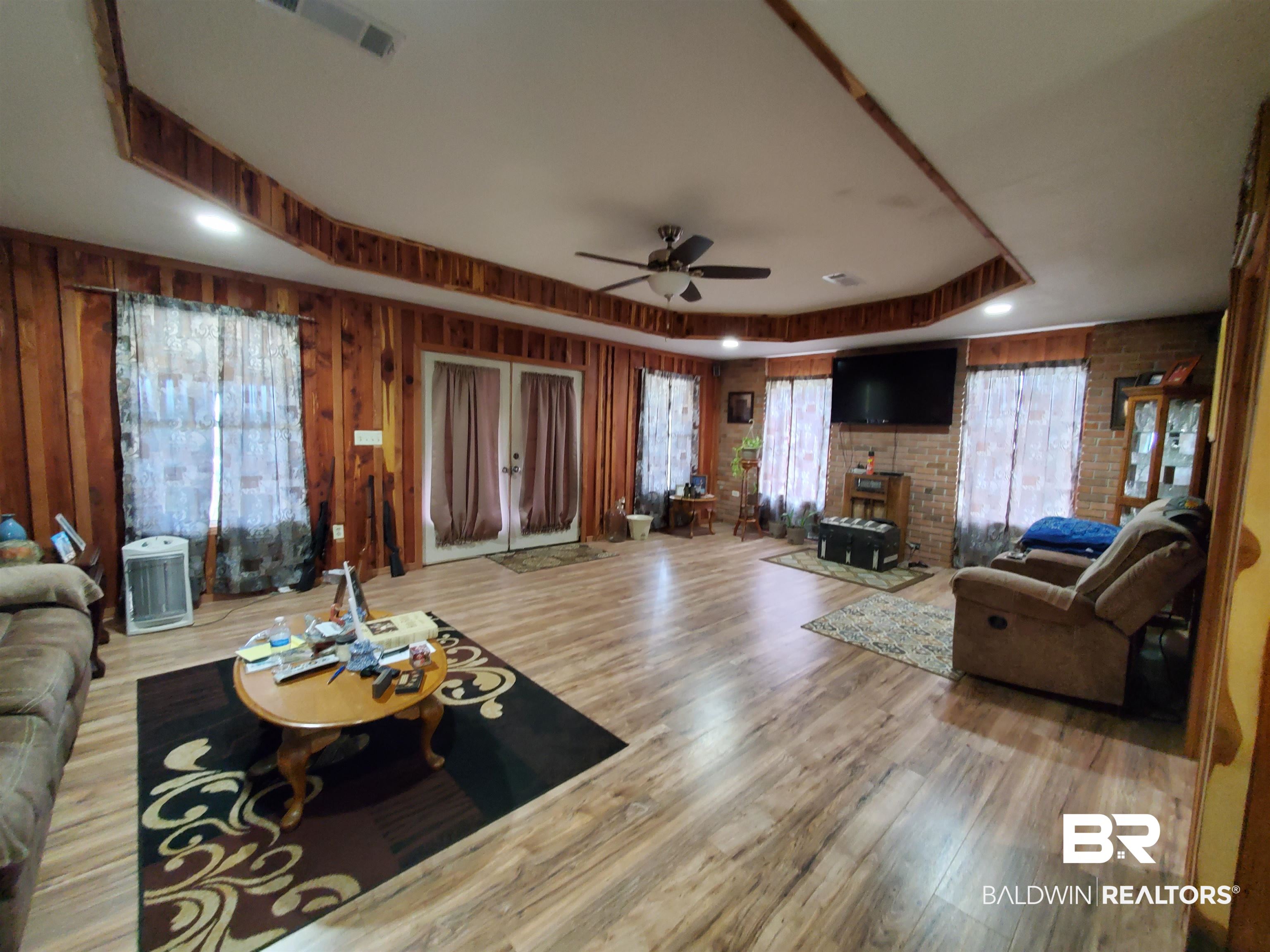 196 Tag Road Monroeville, AL 36460 - Photo 5 of 34