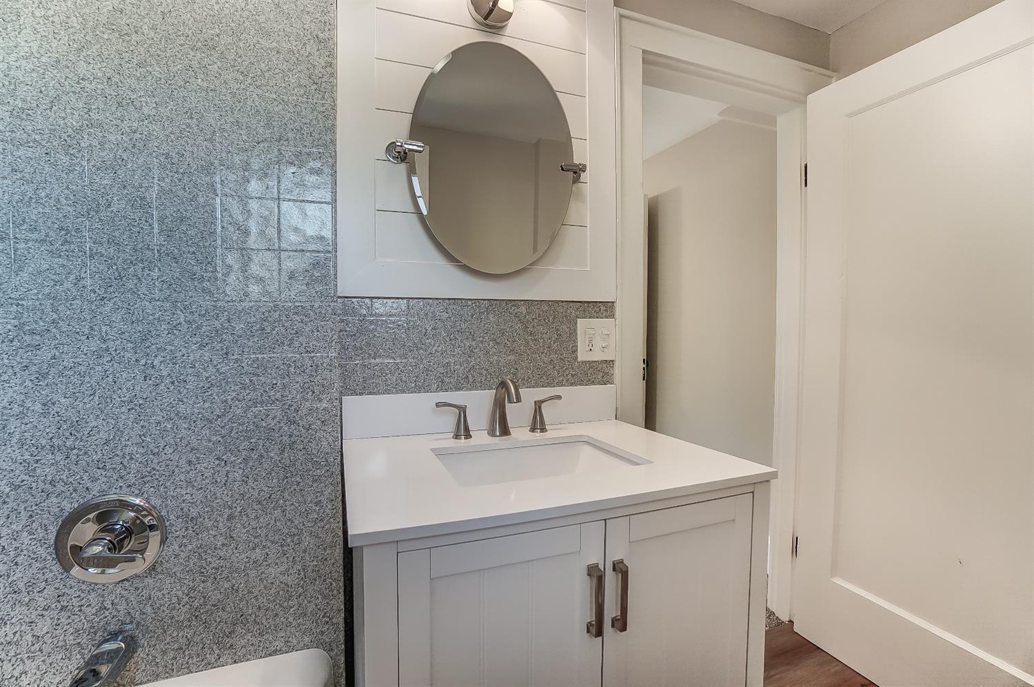 3712 Watterson Road Fairfax, OH 45227 - Photo 28 of 44 Gallery Image 28