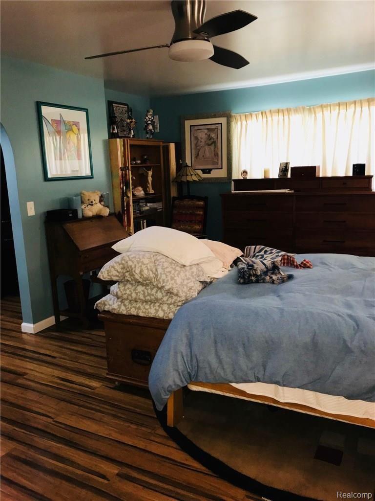 18893 Haggerty Road Belleville, MI 48111 - Photo 17 of 44 Haggerty Master Bedroom Bamboo Floor.jpg