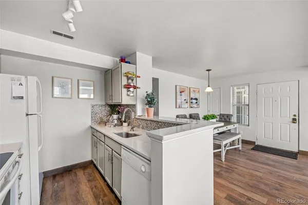 $344,900 | 6711 South Ivy Way, Unit A2, Centennial, CO 80112