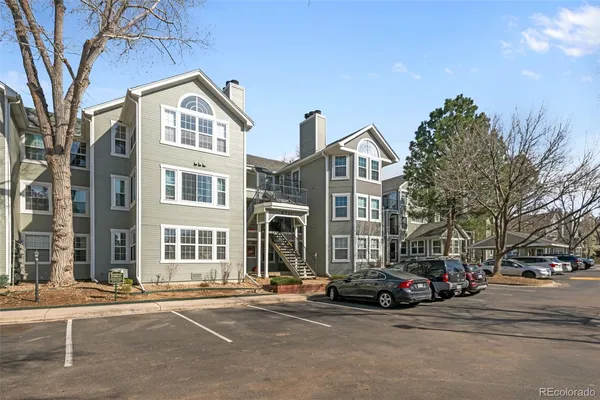 $344,900 | 6711 South Ivy Way, Unit A2, Centennial, CO 80112