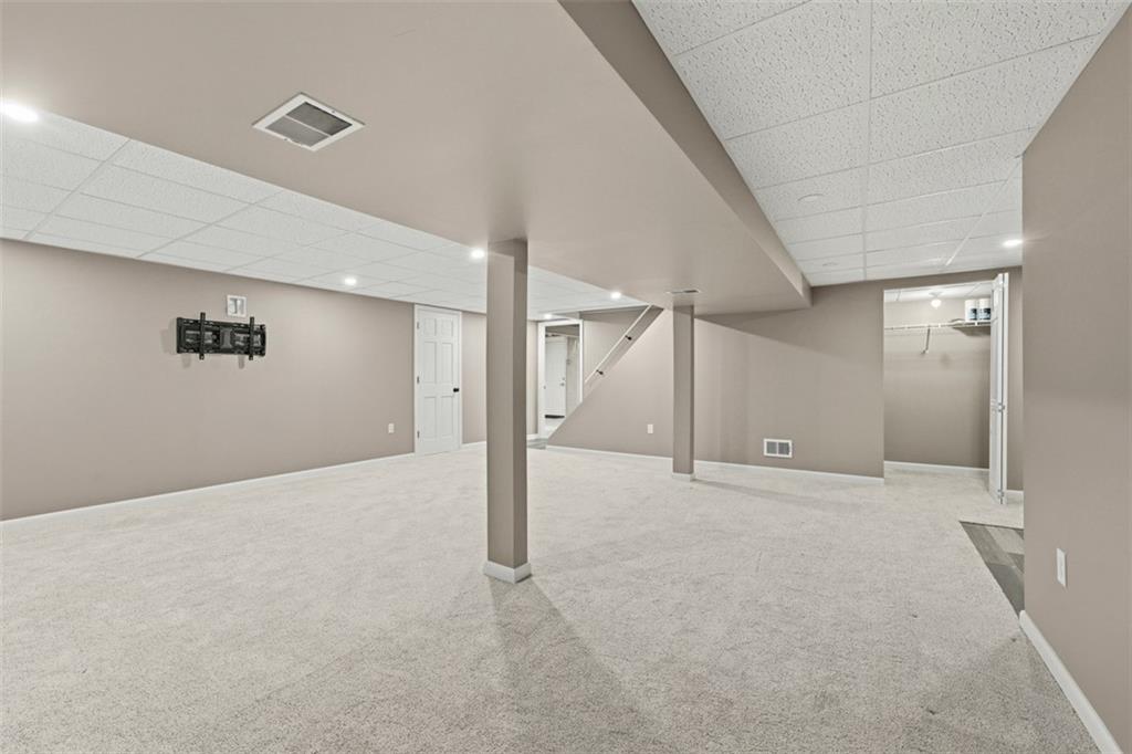 1131 Old Rte 31 Mount Pleasant, PA 15666 - Photo 31 of 45