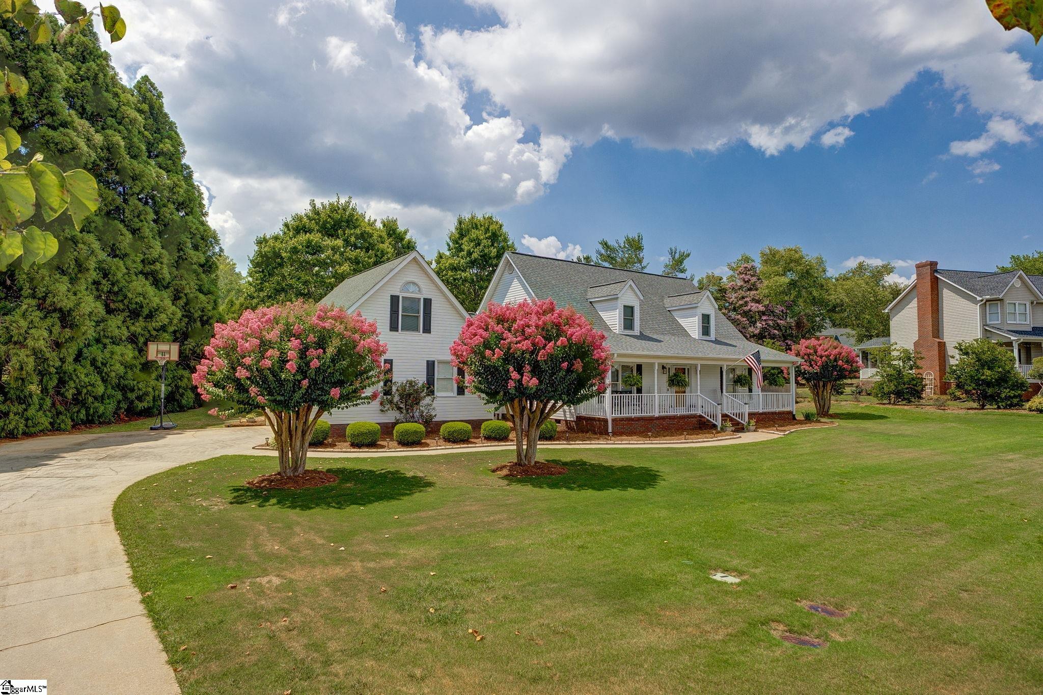 206 Killarney Way Easley, SC 29642 - Photo 2 of 17 Gallery Image 2